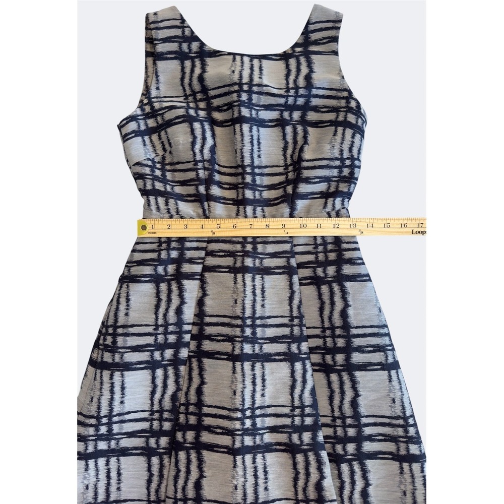 Reiss Grey & Black Plaid Fit and Flare Designer Dress Sleeveless Pleated Size 4 - Picture 13 of 14